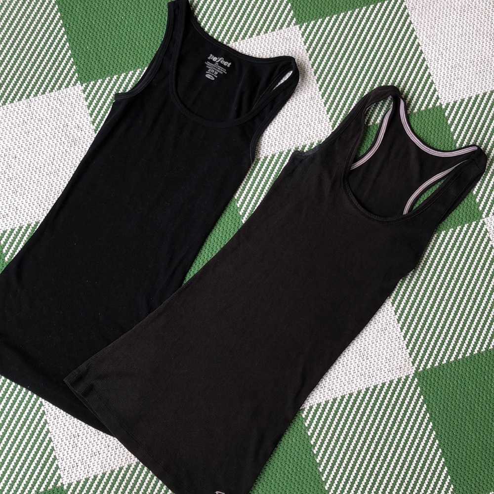 Old navy perfect tank & unknown brand racerback